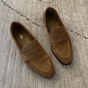 Zara Brown Suede Slip-On Loafers
